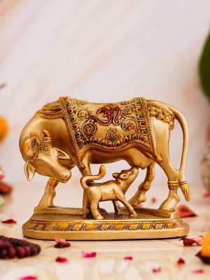 5-Inch Kamdhenu Cow with Calf – 99.9% Silver & 24ct Gold Plated, Vastu, Home Decor, Religious Gift, Made in Vrindavan