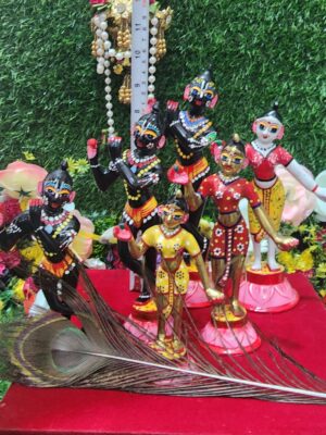 12inch full paint solid brass beautifull face radha krishna from vrindavan , handcrafted face radha shyam sundar, hare krishna vrindavan