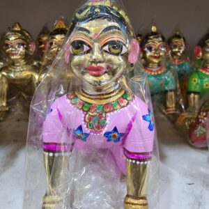5inch solid brass radha rani statue , vrindavan radha rani murti  , shriji murti , radha vallabhi radha rani , vrindavaneshwari srimati